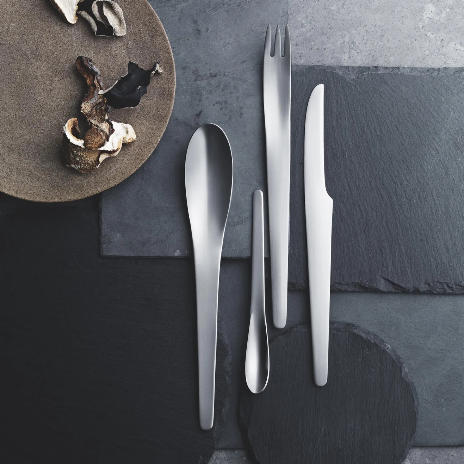 Clearance Georg Jensen Arne Jacobsen bestiksæt 16 dele