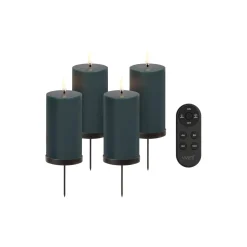 Hot Uyuni Lighting Giftbox w. spike, remote, LED pillar candle 4-pack, pine green