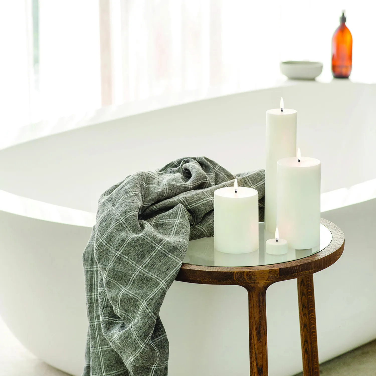 Discount Uyuni Lighting LED Pillar Candle 10 cm, nordic white