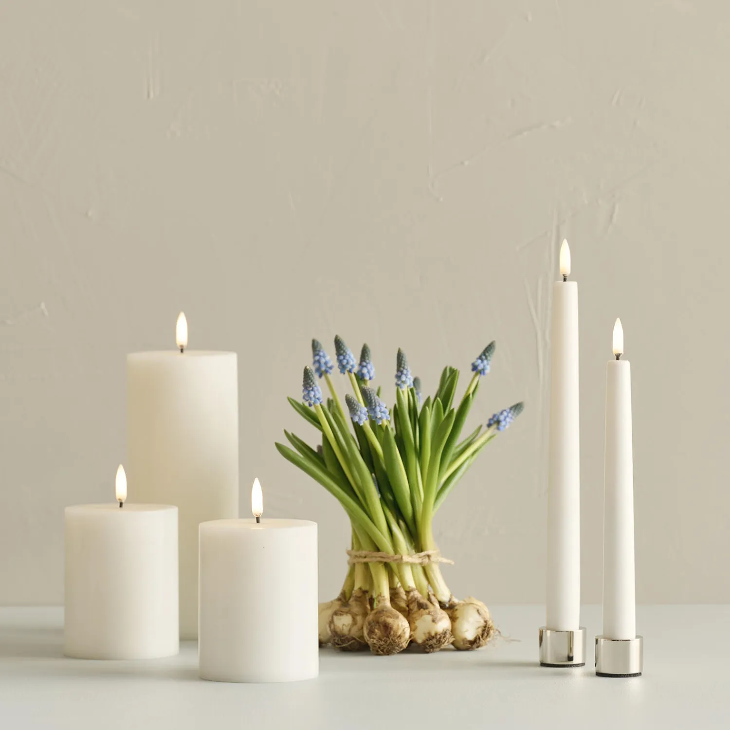 Discount Uyuni Lighting LED Pillar Candle 10 cm, nordic white